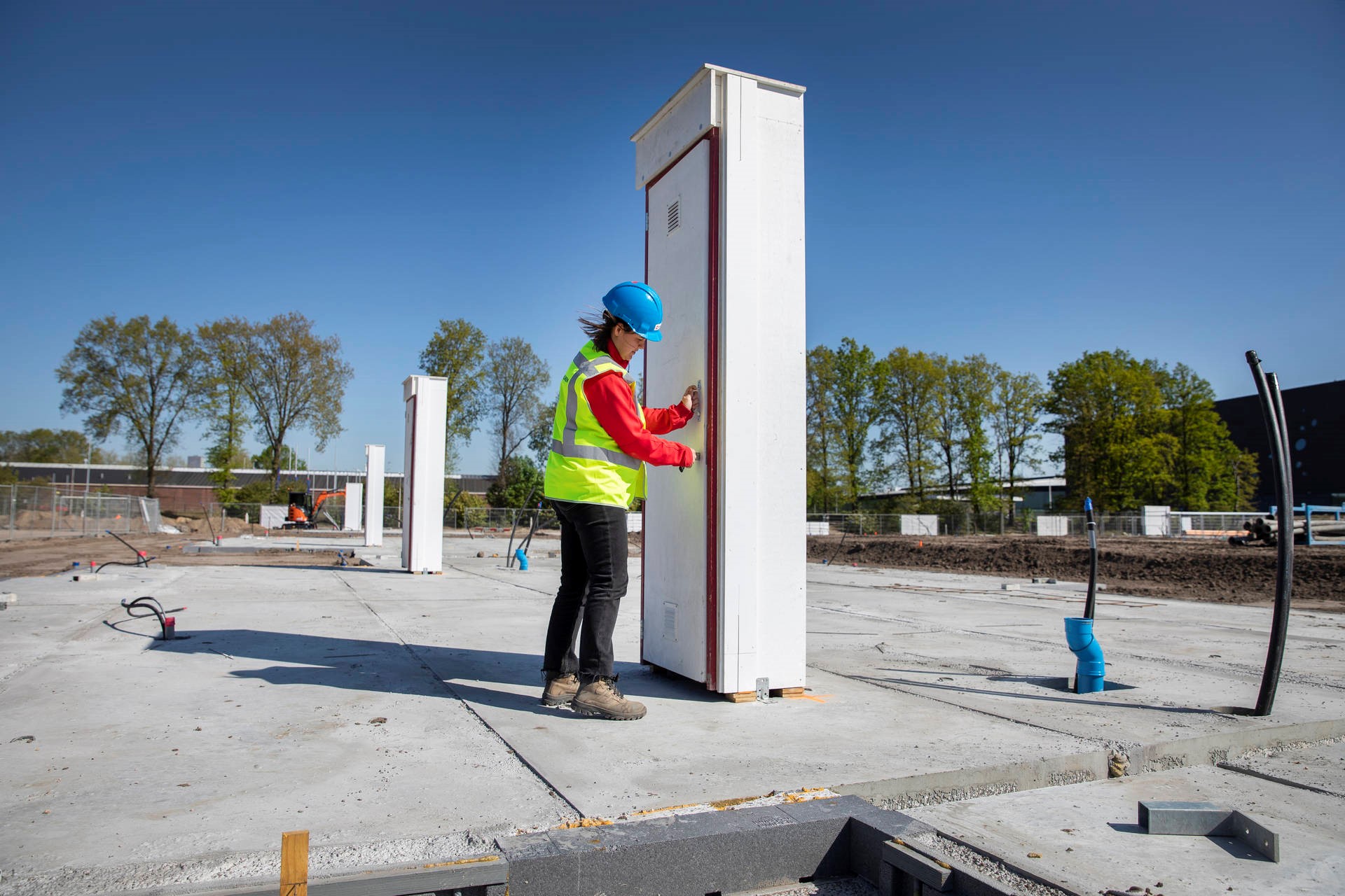Prefab meterkast op bouwplaats